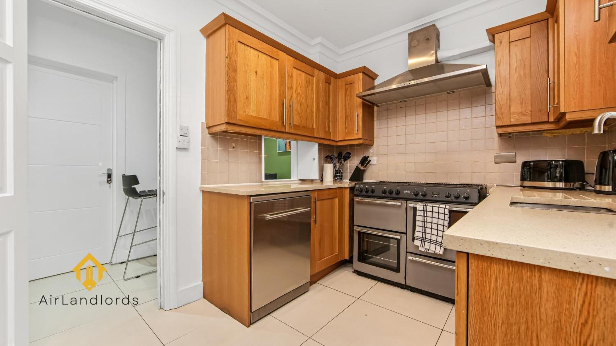 Exceptional 4 Bedroom House Paddington Station! London Eksteriør bilde